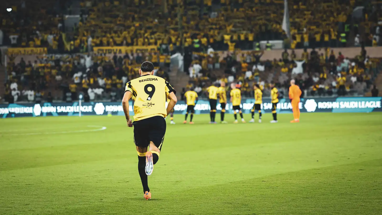 نجم مغربي.. أول تحرك من الاتحاد السعودي لضم "خليفة" بنزيما