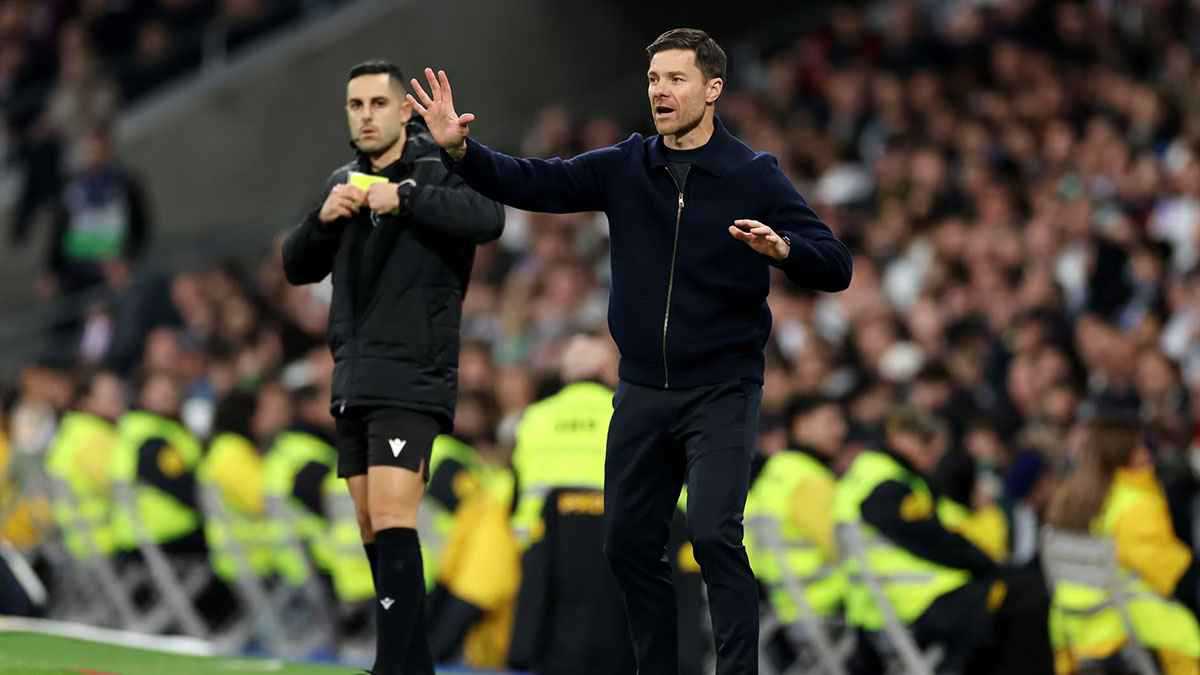 مبلغ ضخم.. كم دفع ريال مدريد لإقالة تشابي ألونسو؟ 