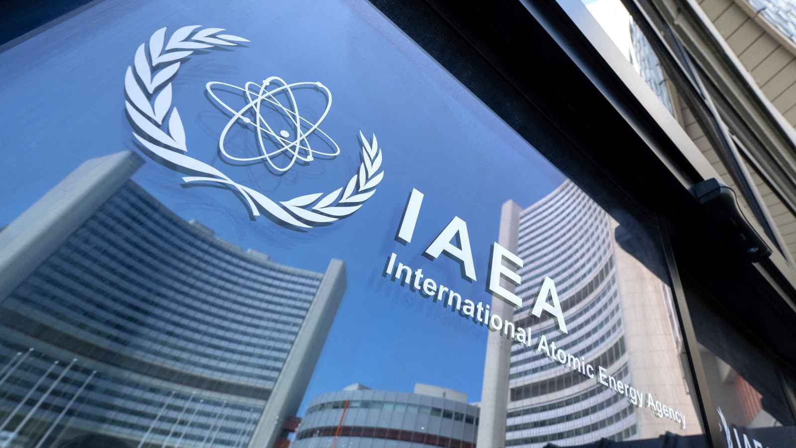 "تخصيب اليورانيوم".. معركة إيران "المعقدة" لامتلاك القنبلة النووية