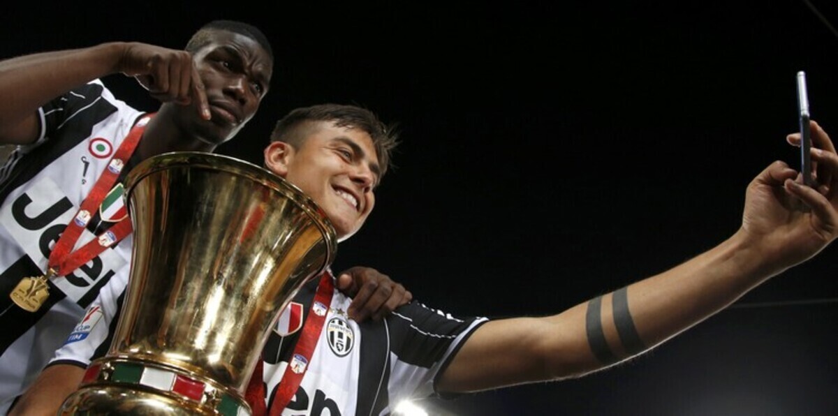 بوغبا ينفي لجماهير يوفنتوس شراءه منزلًا في برشلونة