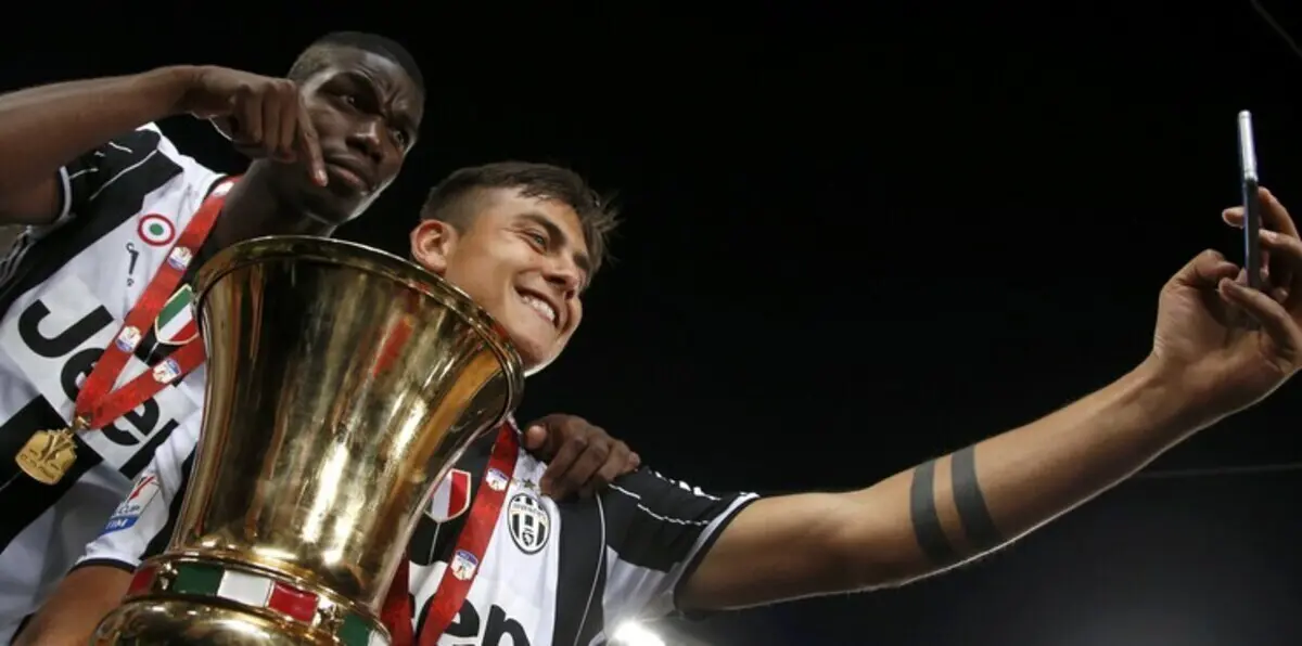 بوغبا ينفي لجماهير يوفنتوس شراءه منزلًا في برشلونة