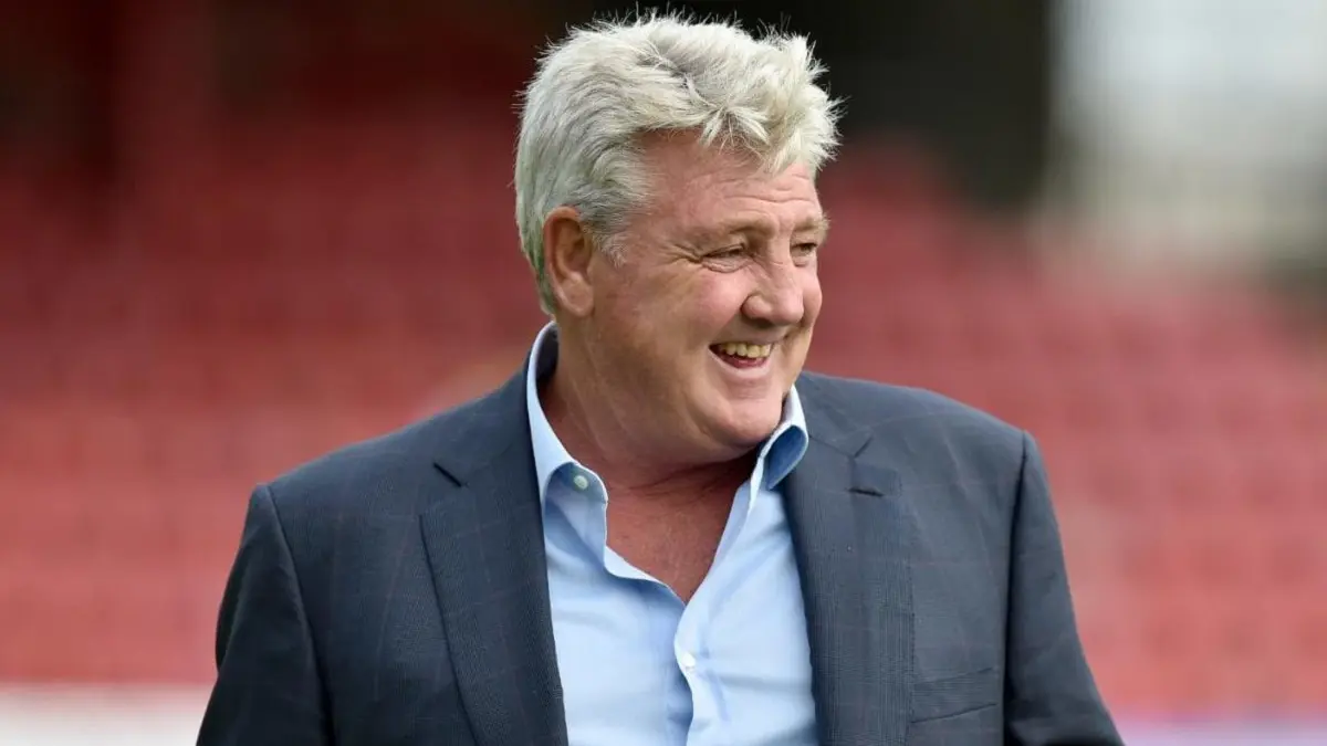 ستيف بروس يقترب من النادي الأهلي المصري