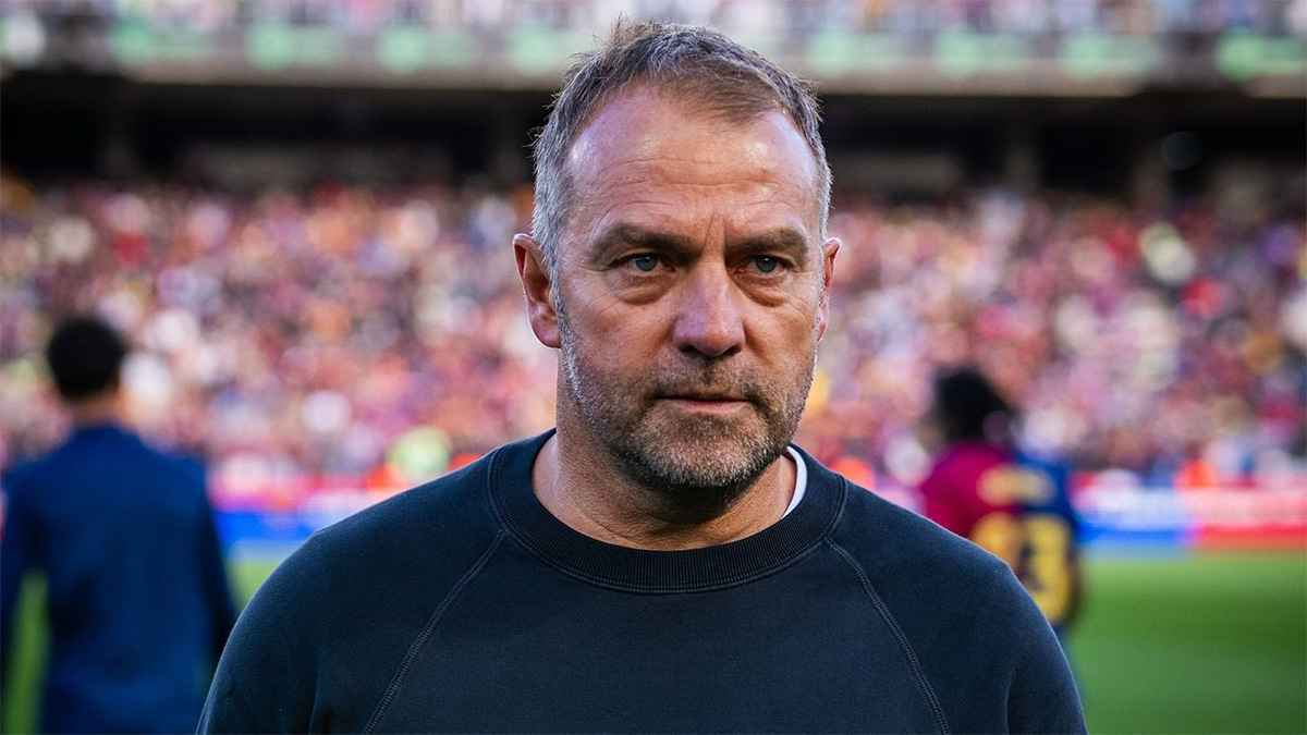 فليك: الفوز بكأس ملك إسبانيا يمنح برشلونة دافعا إضافيا قبل مواجهة إنتر