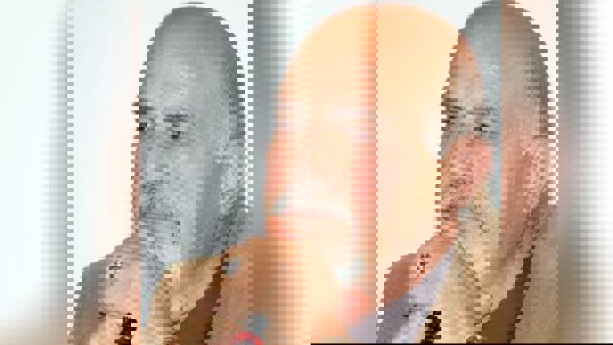 خيري الذهبي.. روائي دمشق يؤثر الرحيل بعيدا عنها