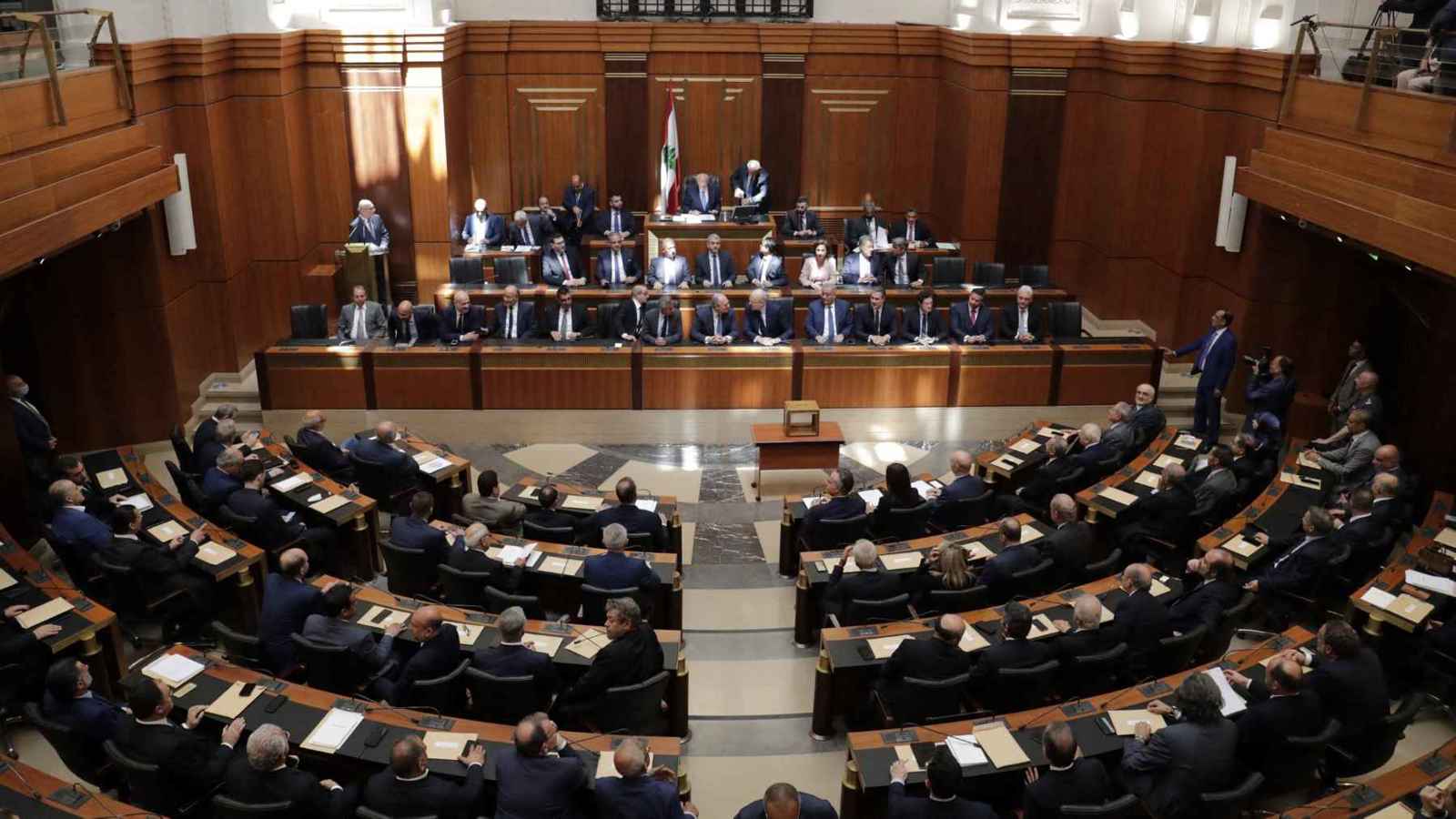 هدنة لبنان تسرّع الحراك لانتخاب رئيس و3 مرشحين بدائرة الضوء