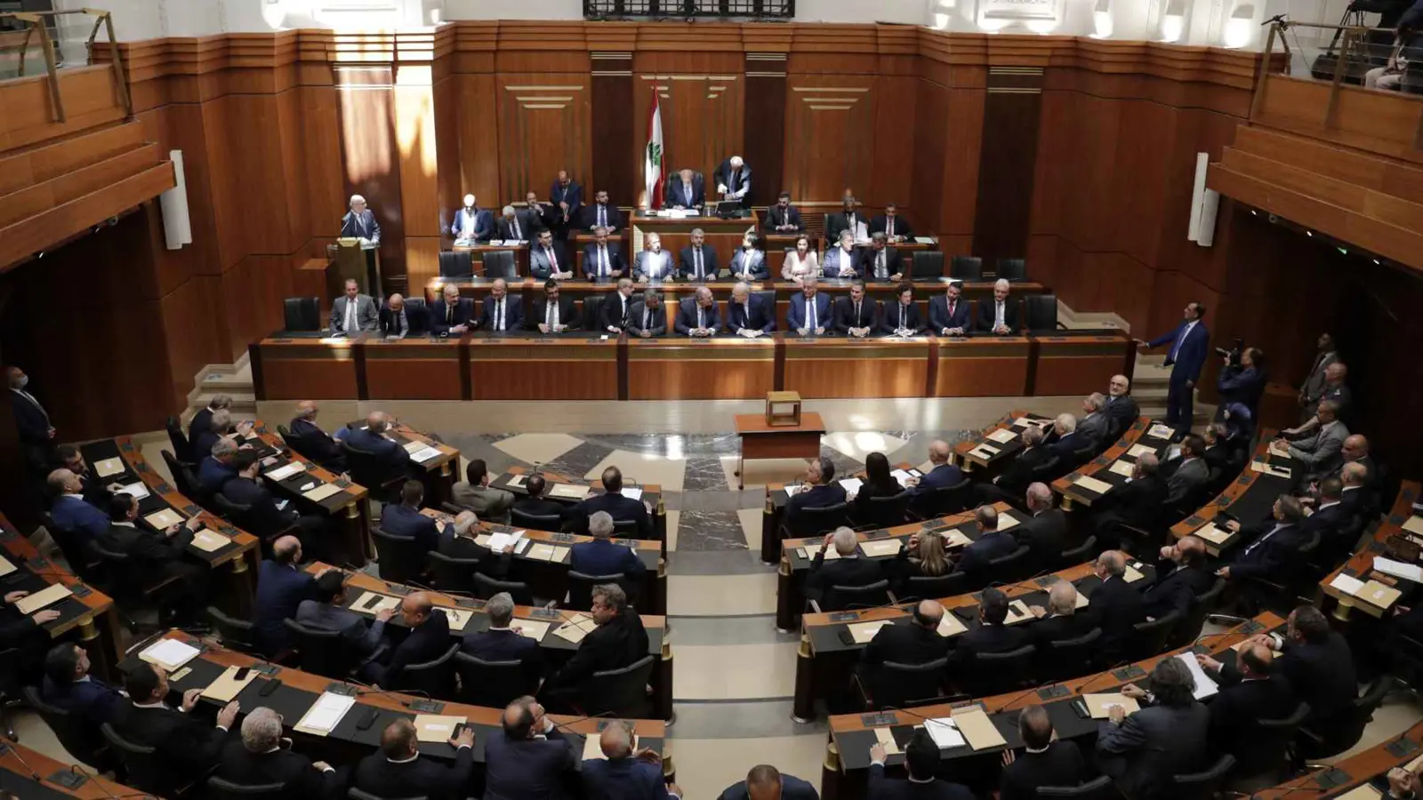 سيدة الموقف منذ عقود.. هل يستطيع لبنان التخلي عن المحاصصة الطائفية؟