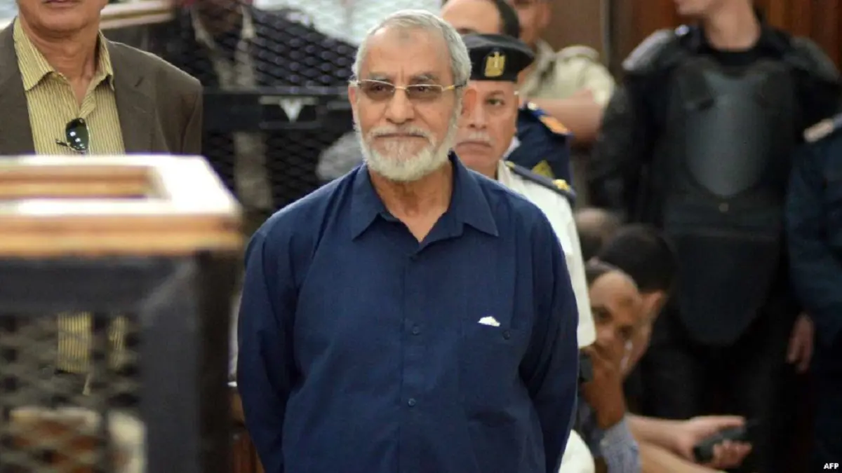 مصر.. حكم نهائي بالمؤبد على مرشد الإخوان في "أحداث العدوة"