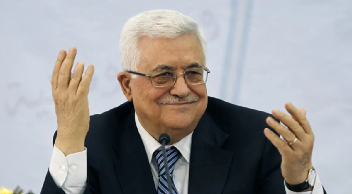 عباس يهنئ الإيرانيين بأعياد النوروز