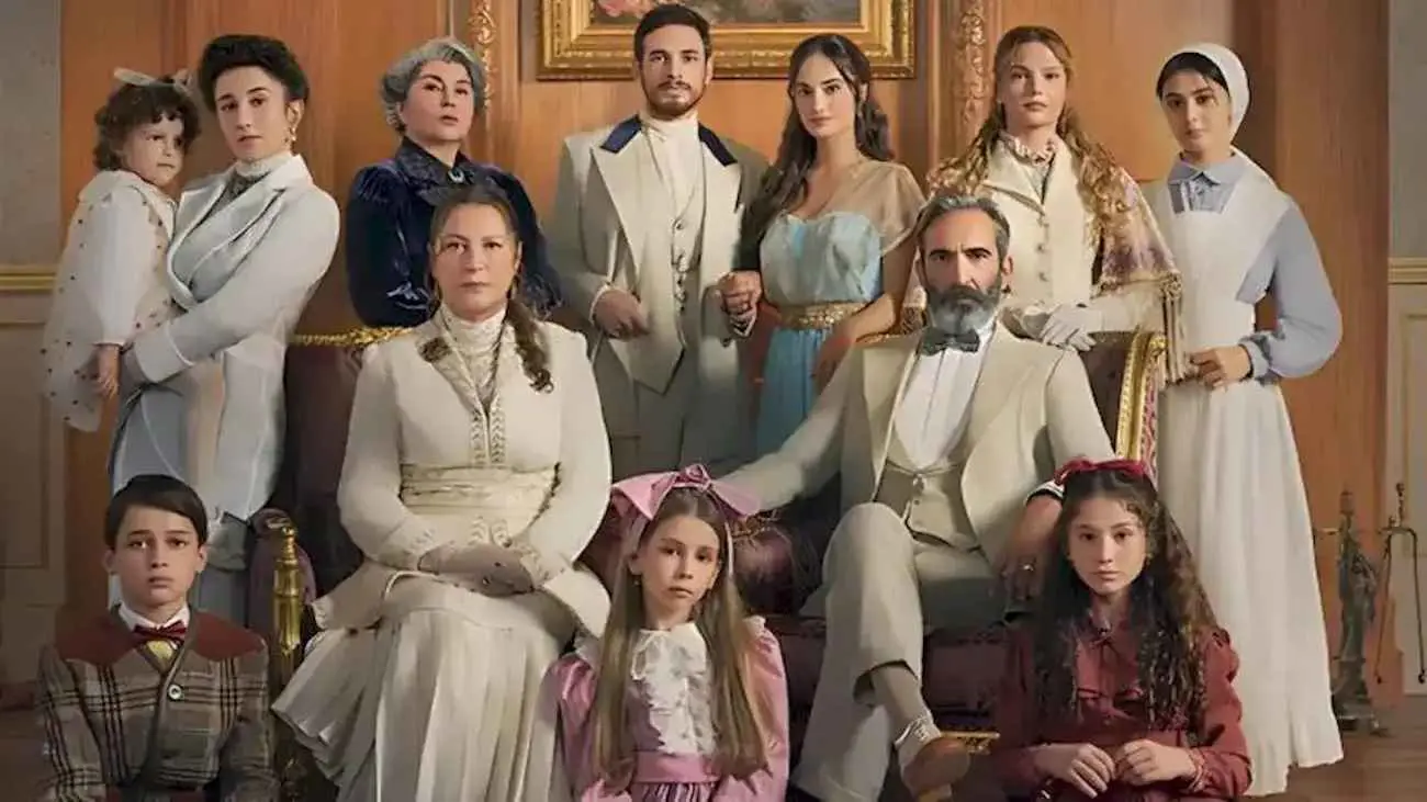 "عائلة شاكر باشا" في مأزق.. مشاهد جريئة توقف المسلسل وتغرّم القناة