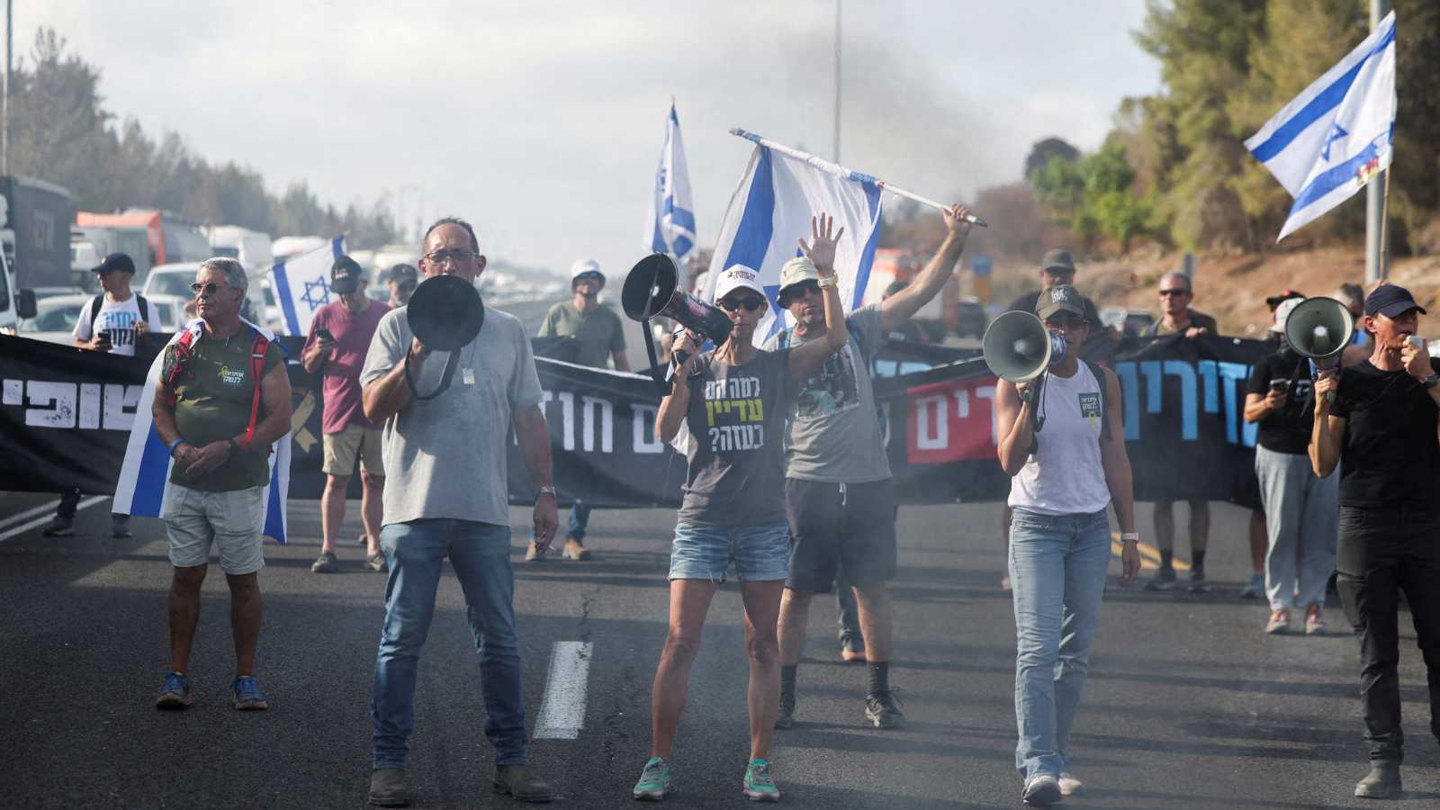 بين القمع والانتقادات.. أزمة الرهائن تعمّق الانقسام داخل إسرائيل