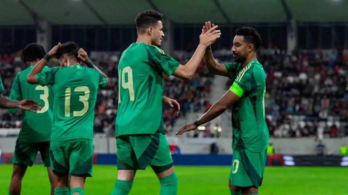 السعودية ضد التشيك.. مَن أكثر لاعب أبهر جمهور الأخضر؟