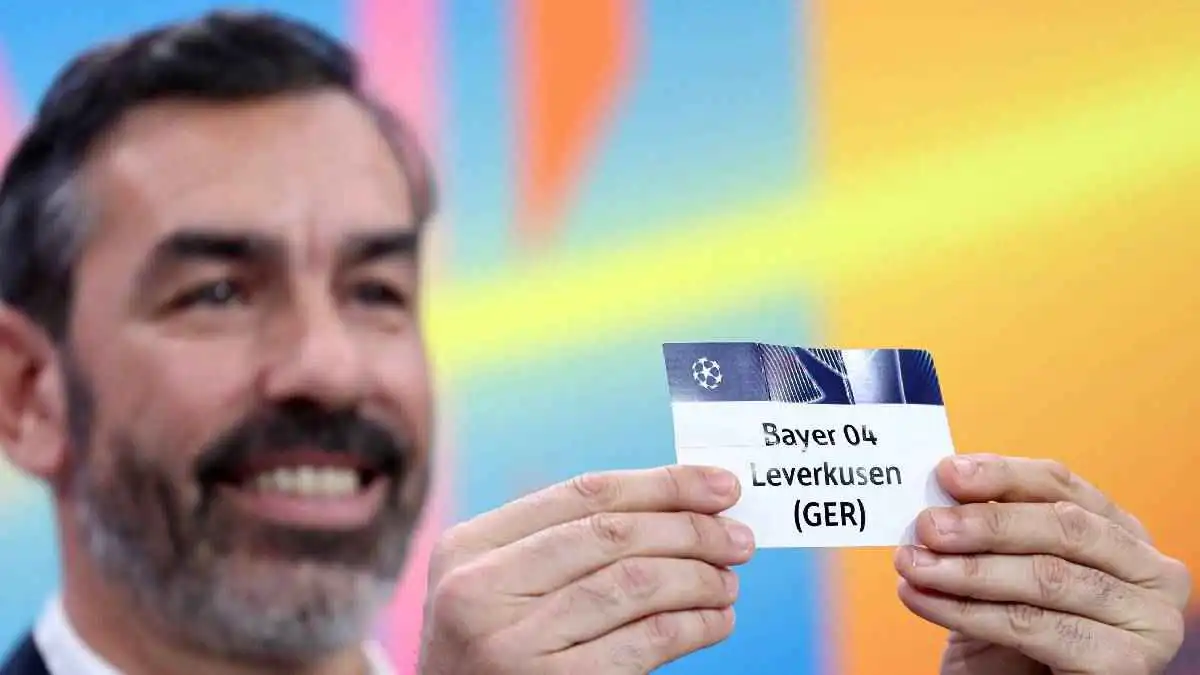 مواجهة مغربية جزائرية تشعل ملحق دوري أبطال أوروبا