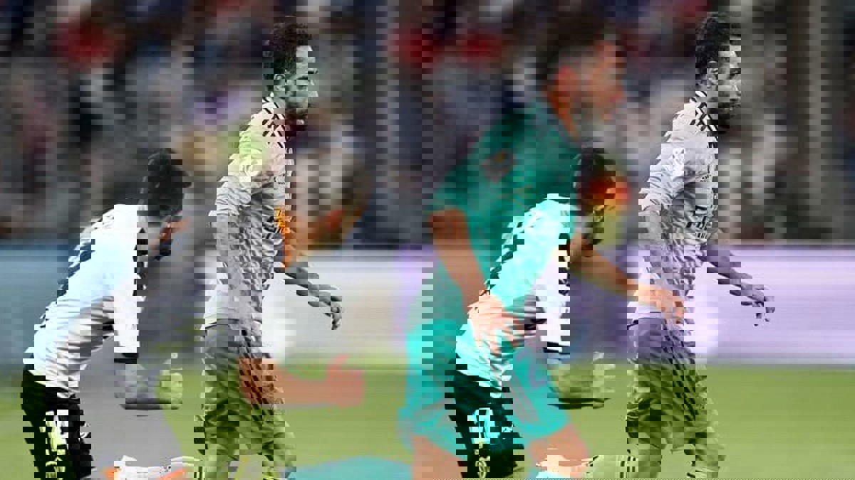 كارفخال يرد على انتقادات مدرب برشلونة لمشاركة ريال مدريد وأتلتيكو في بطولة السوبر الإسباني