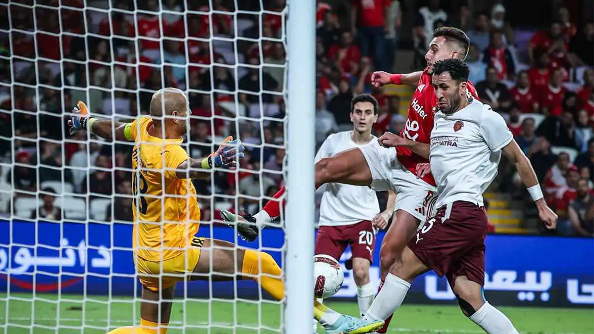 الأهلي لا يُحتسب ضده ضربات جزاء.. عمرو أديب يهاجم حكّام مباراة سيراميكا (فيديو)