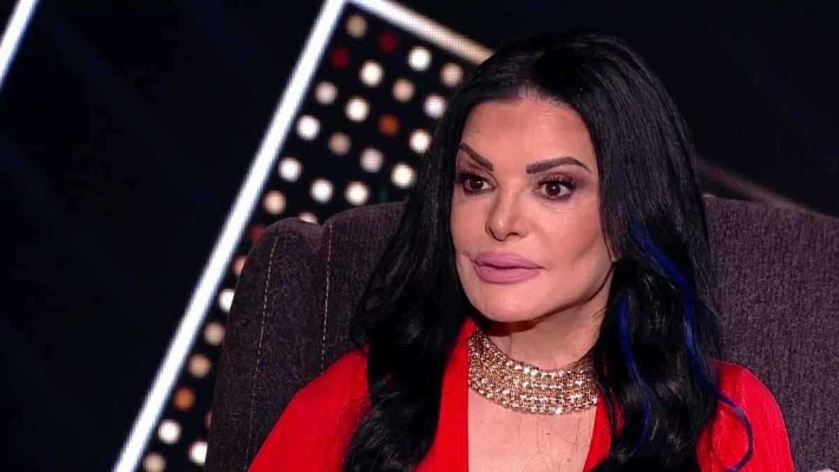 نضال الأحمدية تثير الجدل بتعاطفها مع فضل شاكر