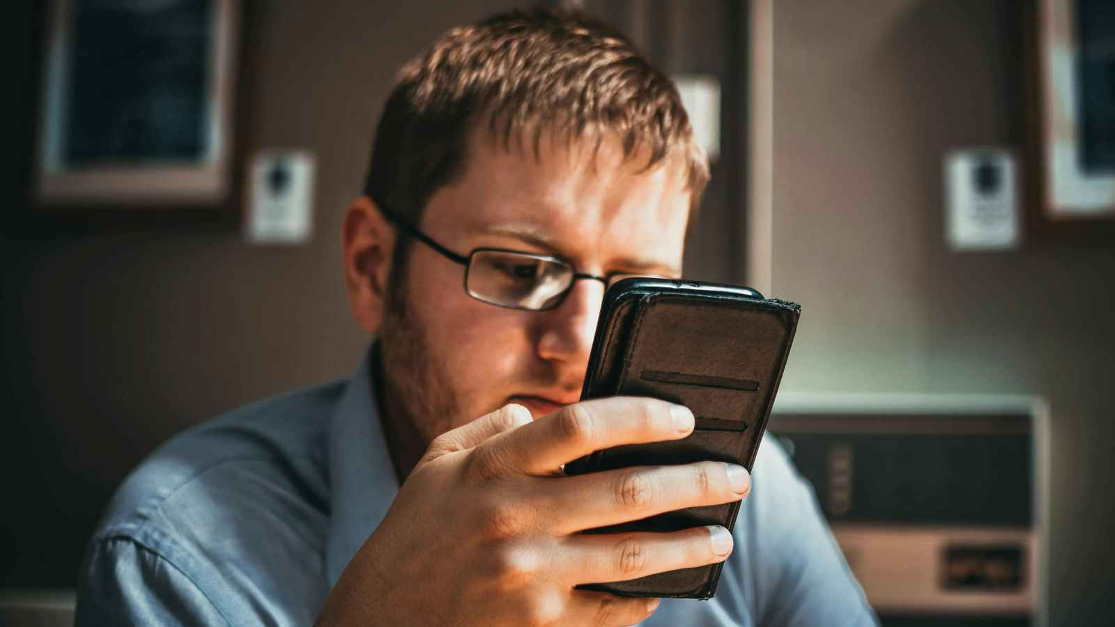 تأثير "صادم" لعدم استخدام الهاتف الذكي لمدة 3 أيام على الدماغ