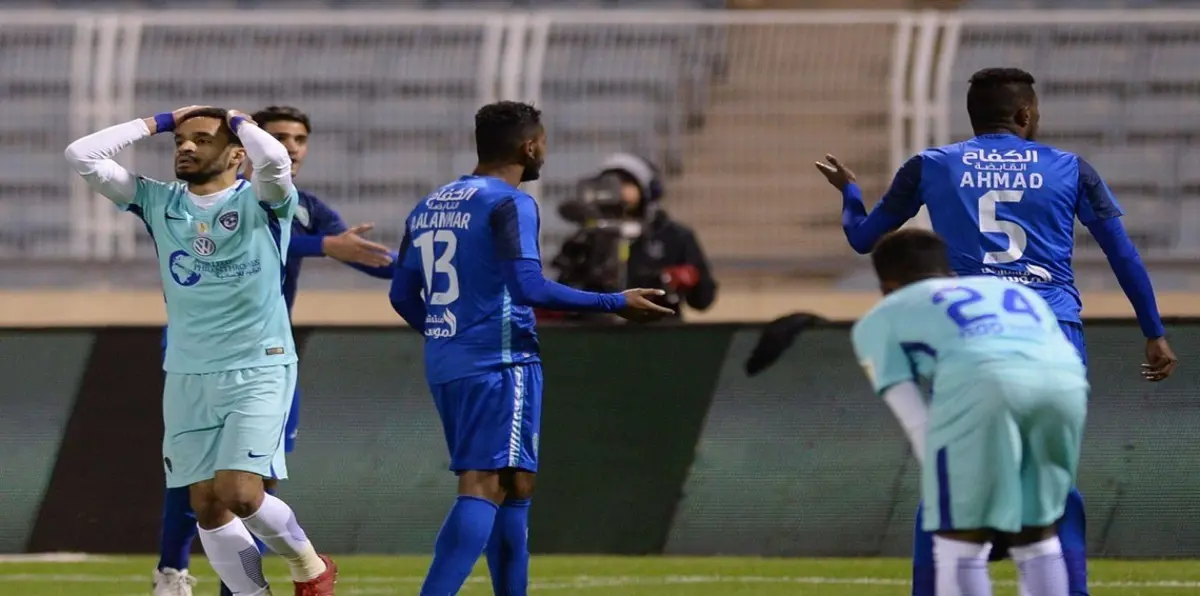 نادي الهلال يتعادل سلبيًا أمام الفتح ويستمر في صدارة ترتيب الدوري السعودي (فيديو)