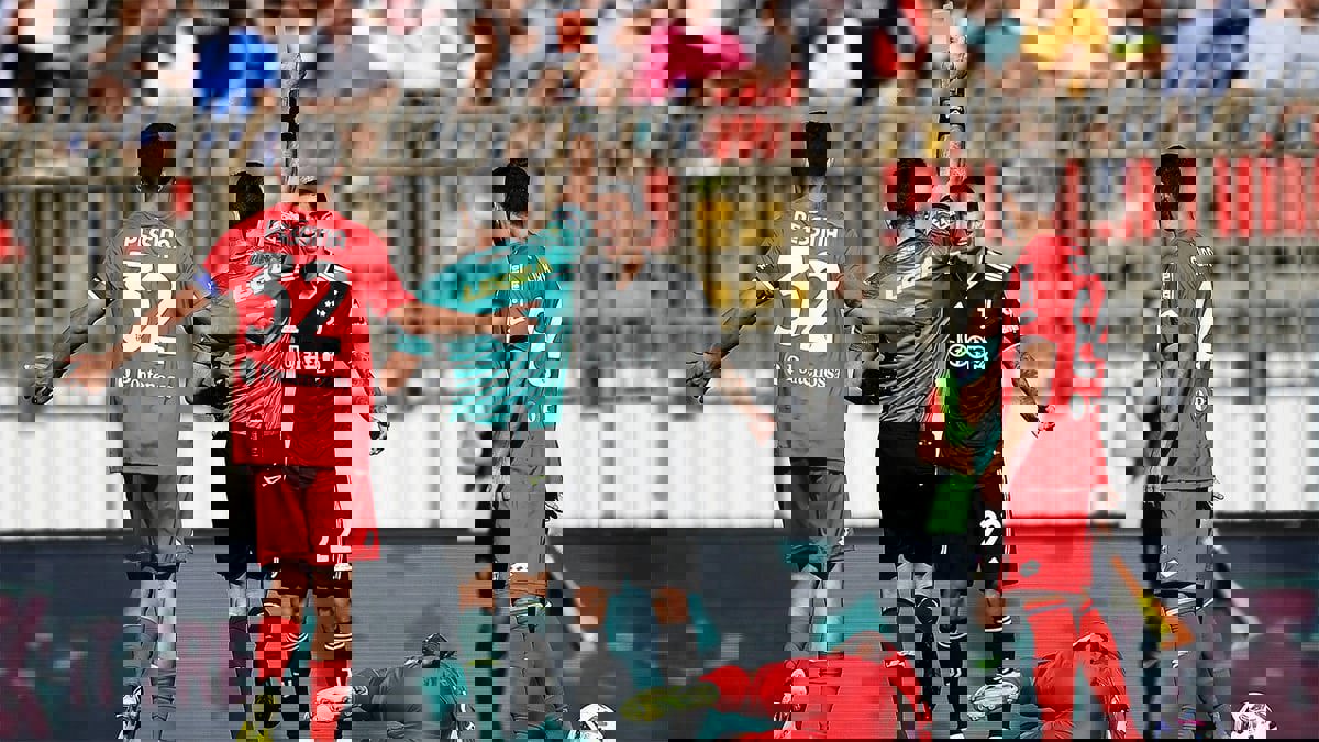 الدوري الإيطالي.. إيقاف دي ماريا مهاجم يوفنتوس مباراتين وغياب مورينيو عن مباراة روما وإنتر ميلان