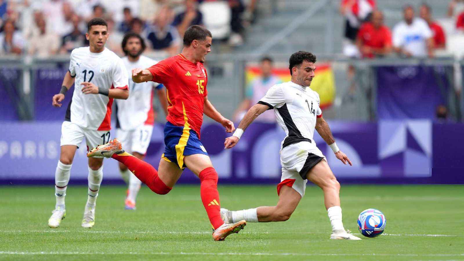 عقدة دفع ثمنها "صلاح والخطيب".. منتخب مصر يطارد حلمًا غائبًا أمام باراغواي