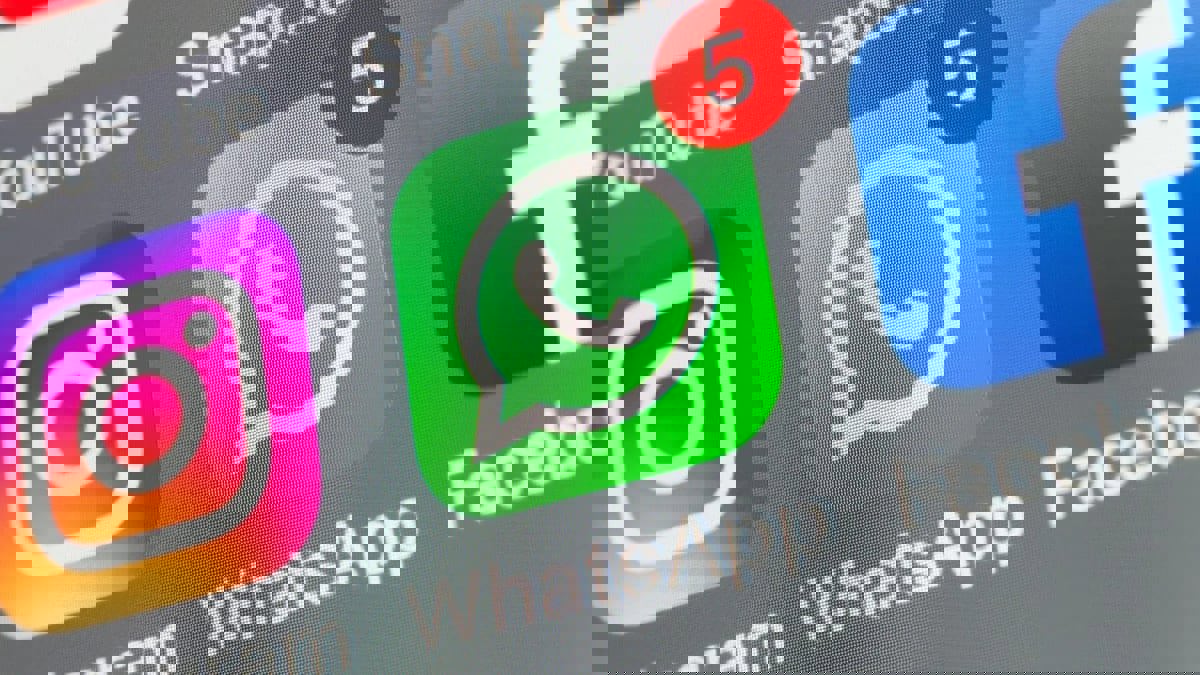  تعطل فيسبوك وإنستغرام وواتساب لدى آلاف المستخدمين