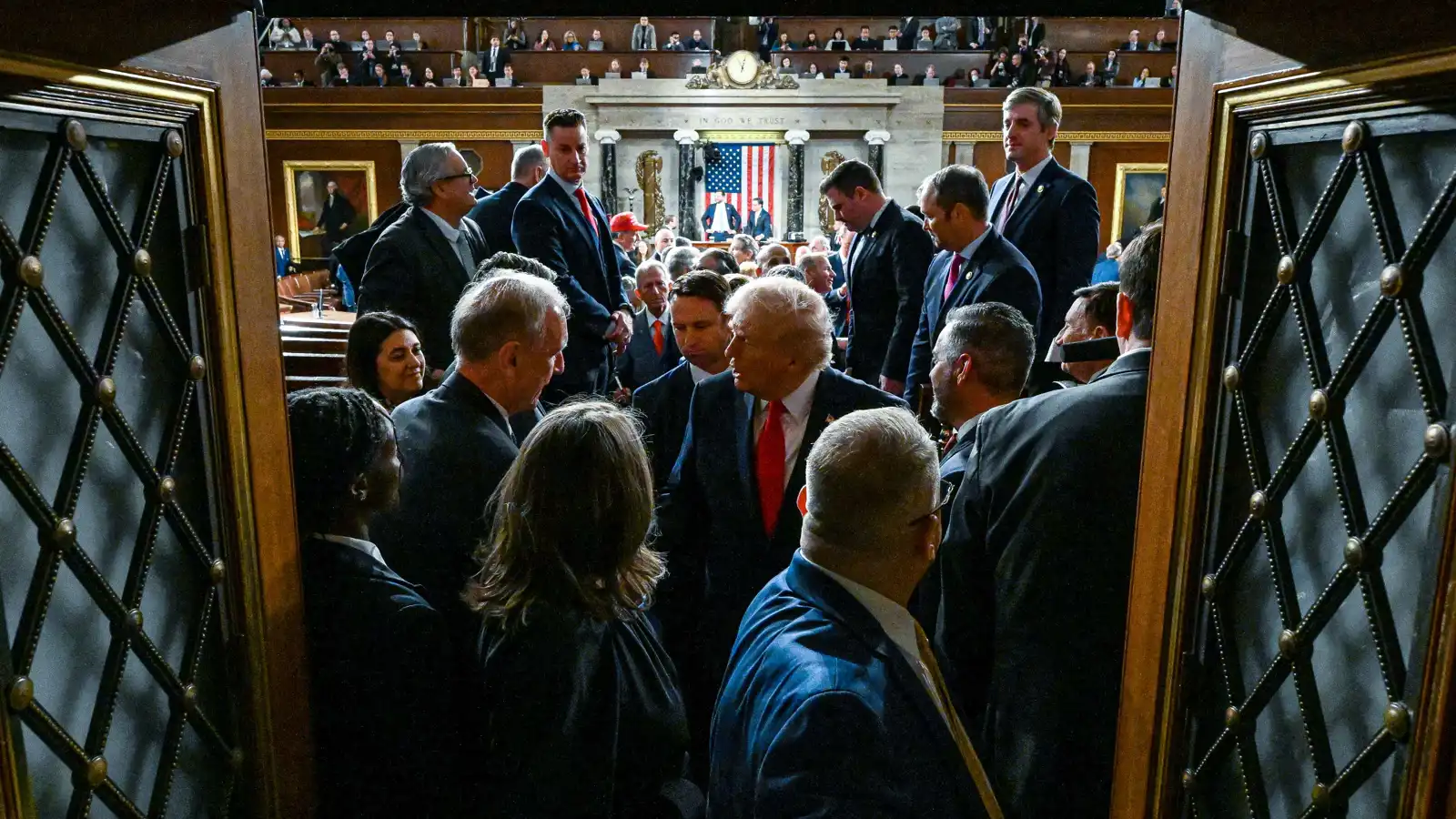 مشرعون أمريكيون ينفون وجود إستراتيجية "لليوم التالي" بشأن إيران