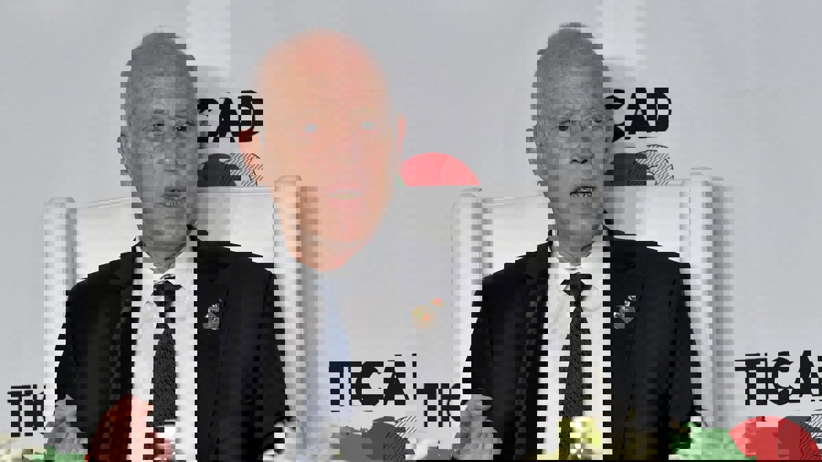 بعد تعثر المفاوضات مع الحكومة.. الرئيس التونسي يدعو للقاء عاجل مع الطبوبي