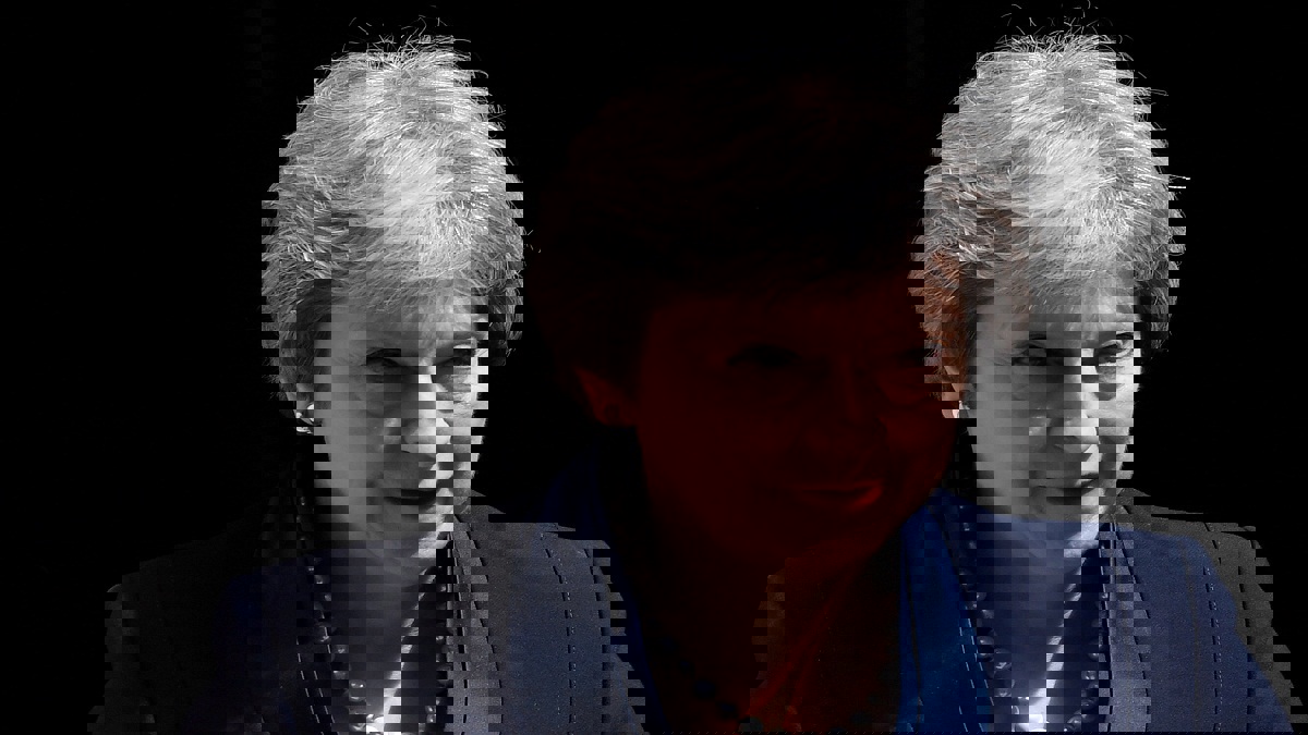 ماي تدعو بوتين في قمة مجموعة العشرين إلى "الكف عن أعماله المزعزعة للاستقرار"