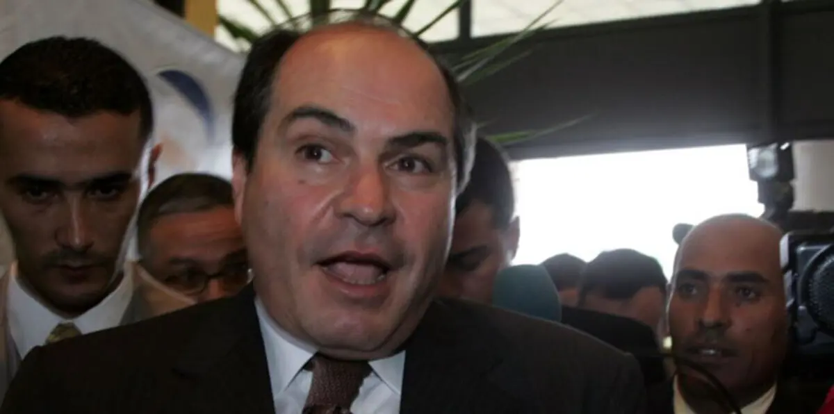 حكومة رئيس الوزراء الأردني تؤدي اليمين الدستورية أمام الملك