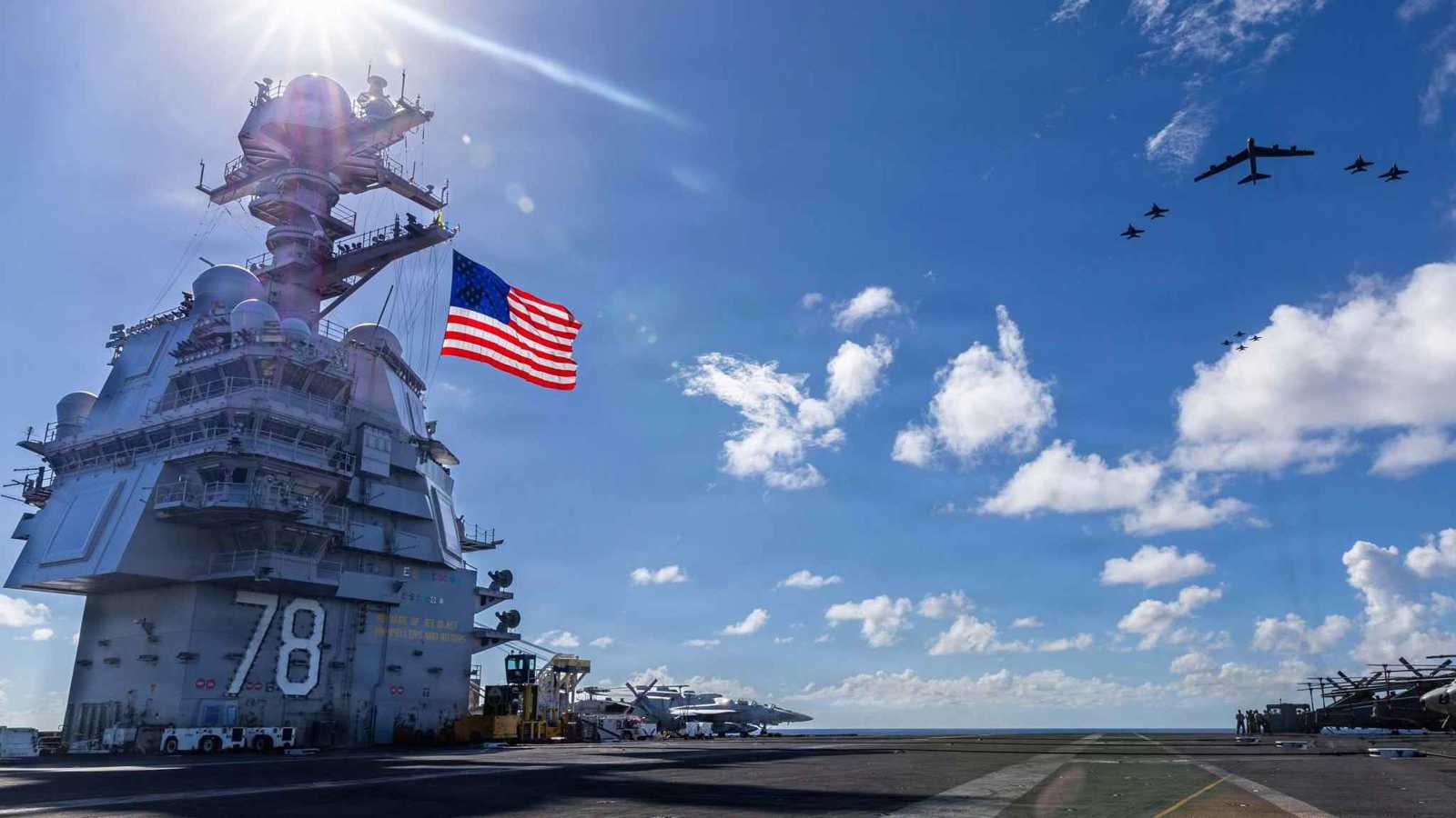 المخاوف تتصاعد.. الجيش الأمريكي ينفذ طلعات جوية فوق ساحل فنزويلا