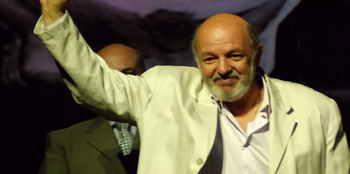 رائد السينما محمد خان.. الباكستاني الذي أخلص لمصر