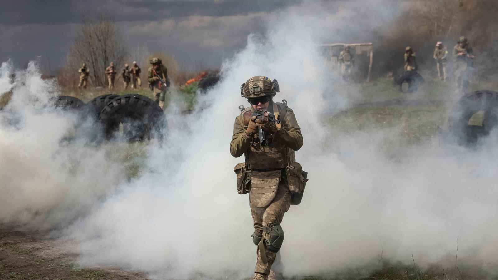 "فضيحة عسكرية" تهز أوكرانيا واعتقال مسؤولين في الدفاع