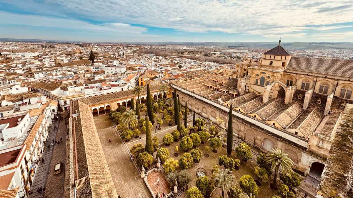 مسجد قرطبة.. سحر الشرق وروائع الغرب (صور)