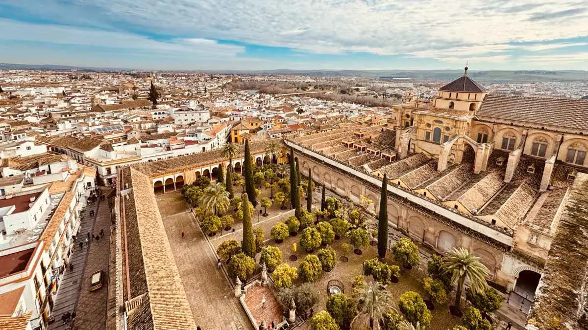 مسجد قرطبة.. سحر الشرق وروائع الغرب (صور)