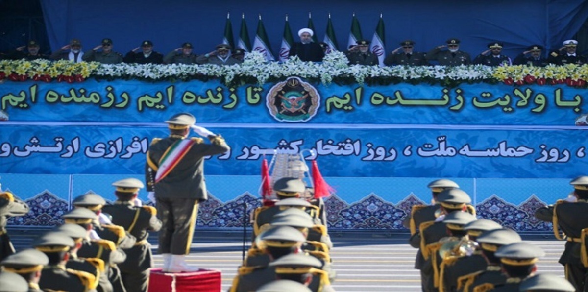 بالصور.. صواريخ إس 300 الروسية في استعراض للجيش الإيراني