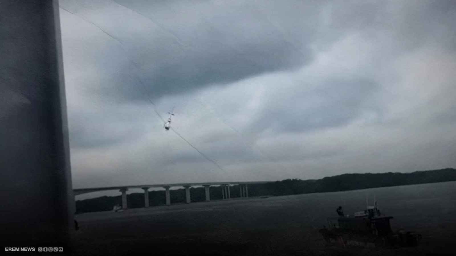 سقوط مروع لطائرة مروحية