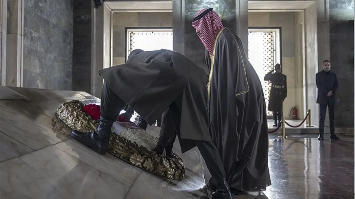 مرزوق الغانم يزور ضريح أتاتورك بأنقرة