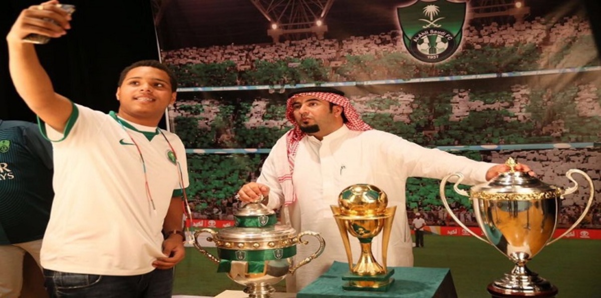 جمهور الأهلي السعودي يفسر أسباب استقالة الزويهري المفاجئة