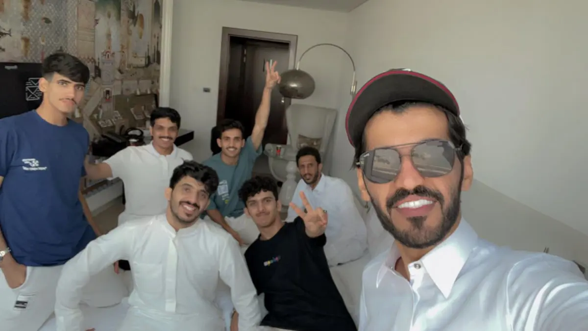 "المطاليق" في قطر.. حملة للترحيب بمشاهير "سكربت" السعوديين