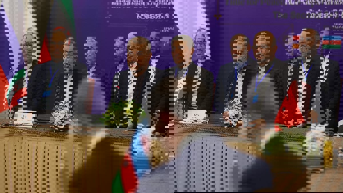 محادثات سلام بين أرمينيا وأذربيجان في طهران