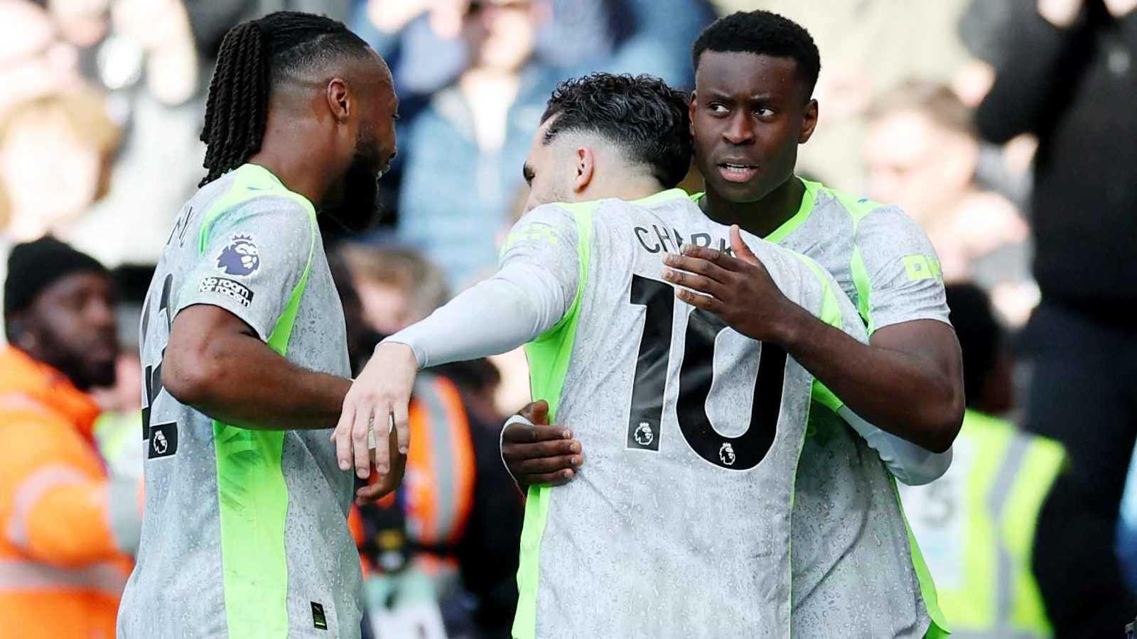 لماذا رفض مارك غيهي استلام جائزة أفضل لاعب بعد فوز مانشستر سيتي على تشيلسي؟ 