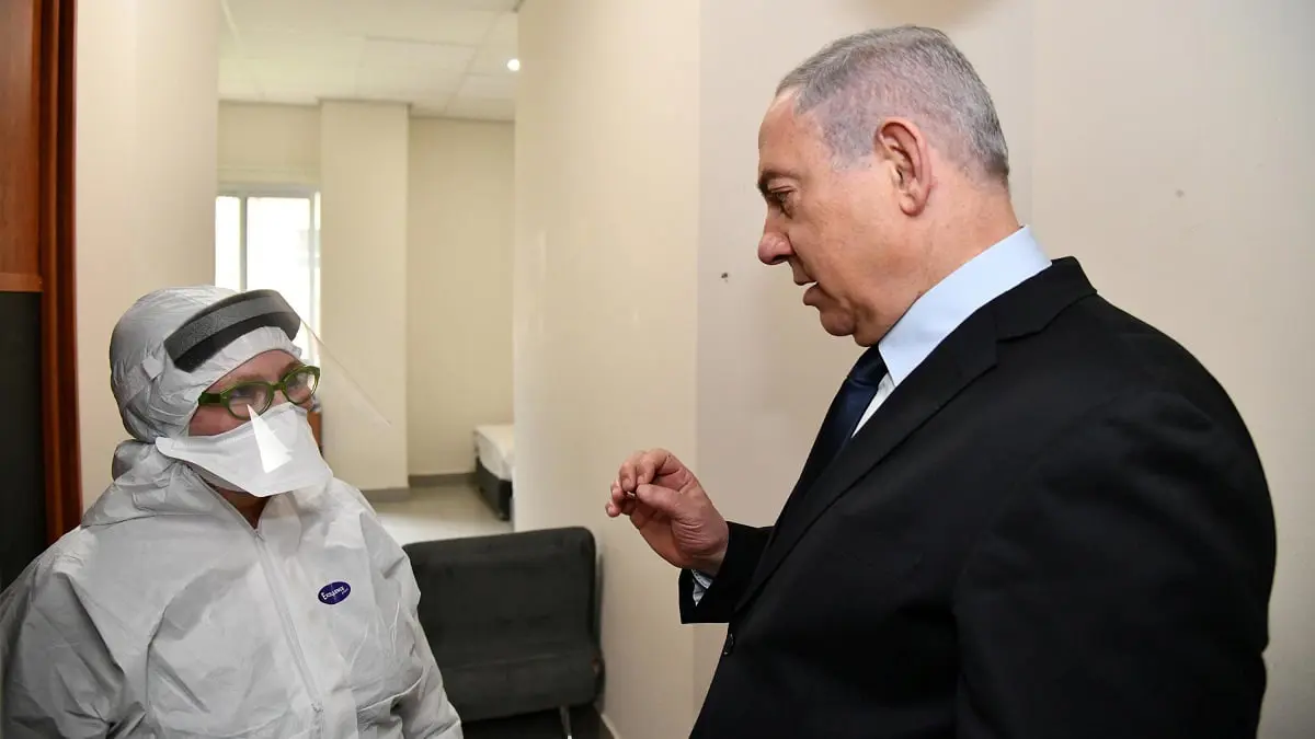 بعد إصابة 3 من حراس مقر إقامته.. نتنياهو يخضع من جديد لفحص كورونا