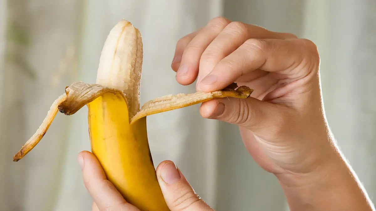 دراسة حديثة تنصح بتناول الموز للتخلص من الأرق