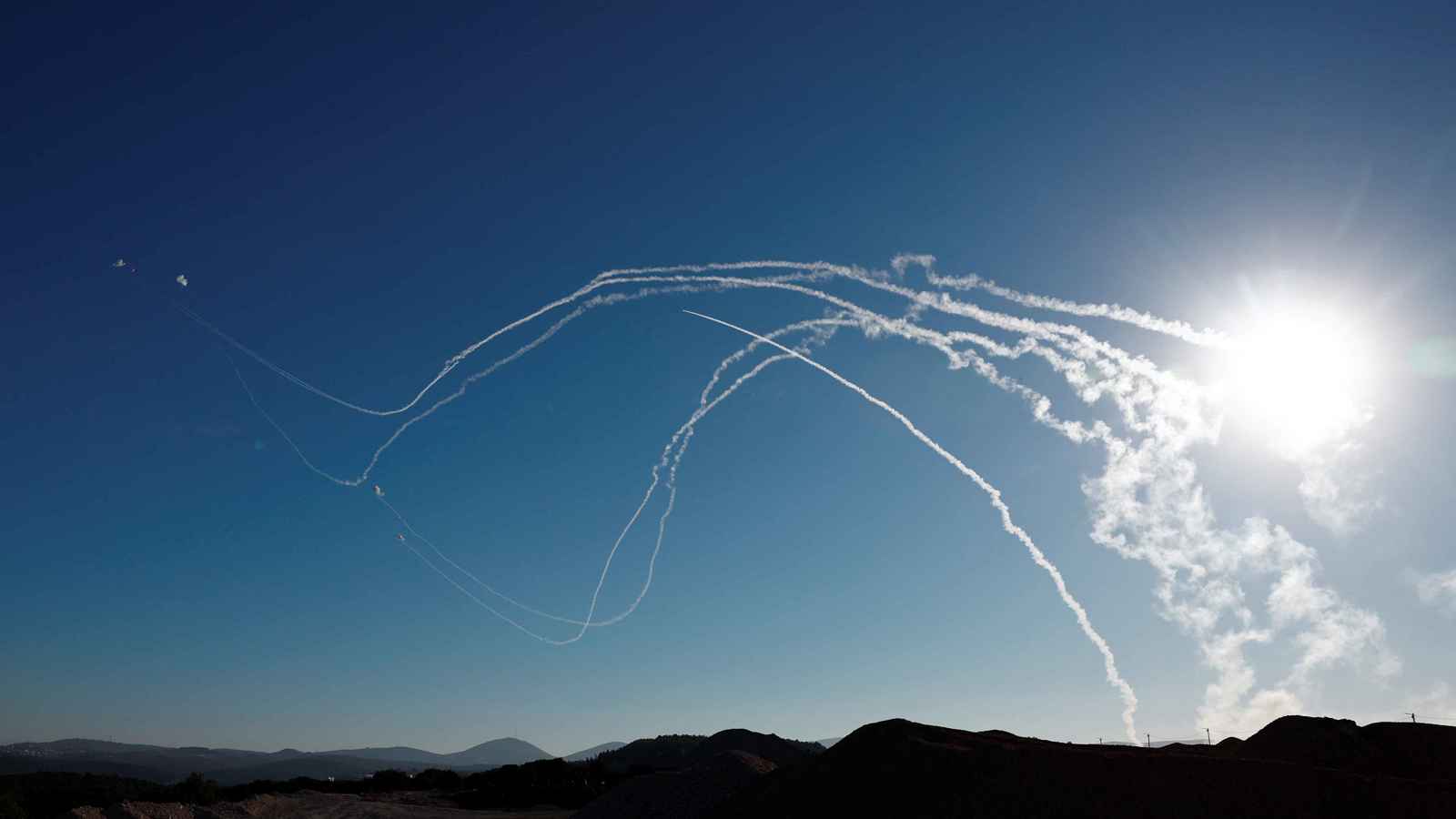 هيئة البث: إطلاق صاروخي "مزدوج" يستهدف إسرائيل