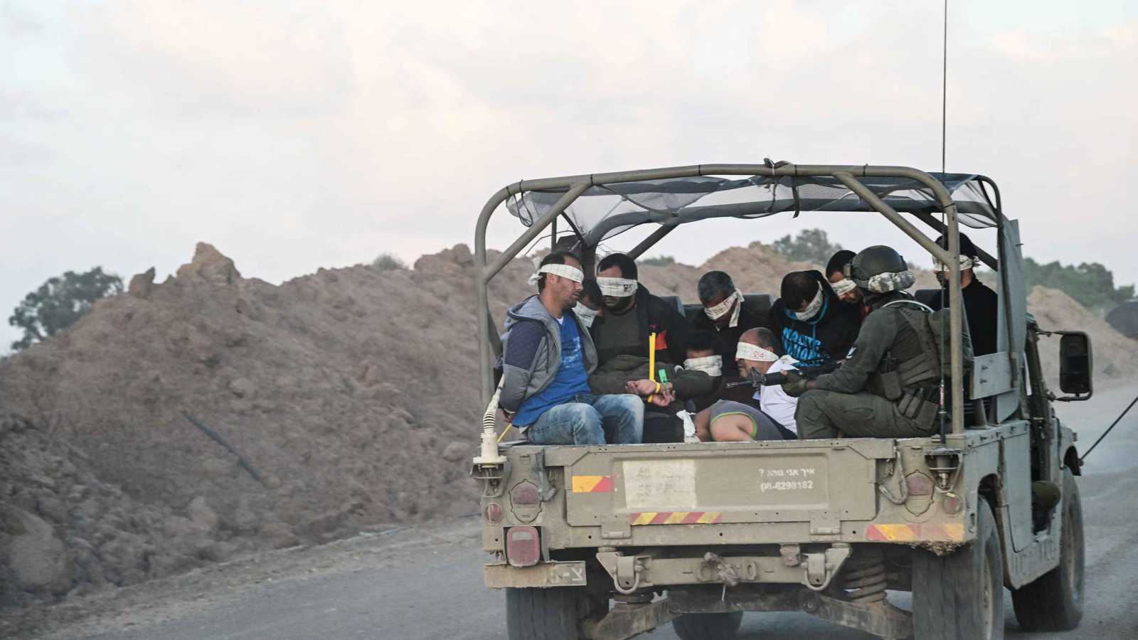 قبل ساعات من التبادل.. "عقبات معقدة" تعطل ضبط قوائم الأسرى الفلسطينيين