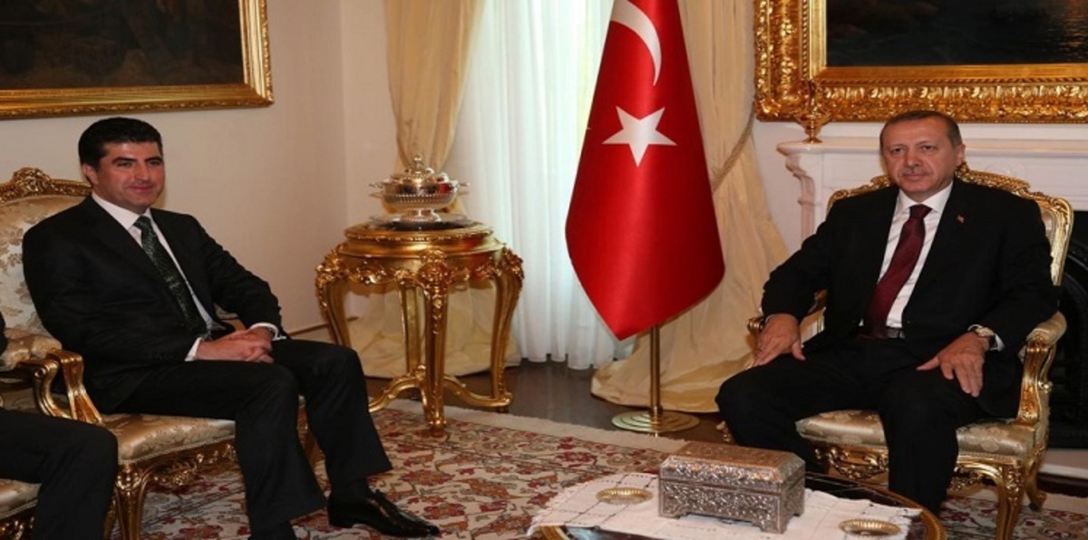 داود أوغلو يلتقي بارزاني لبحث الوضع الأمني في المنطقة