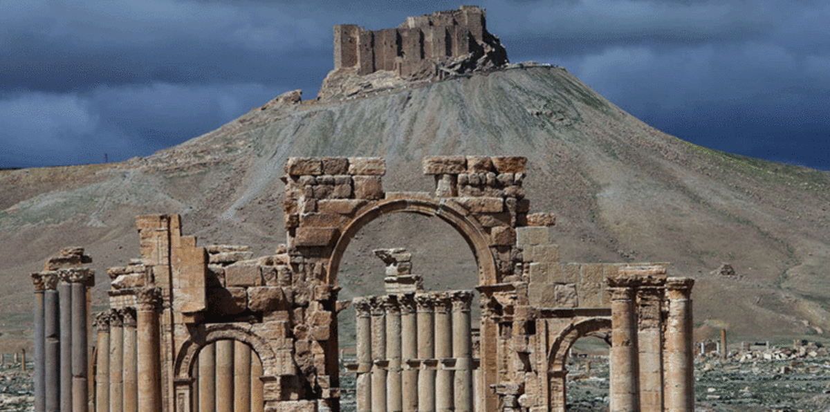 الحكومة السورية تضع خطة لترميم الآثار في تدمر 