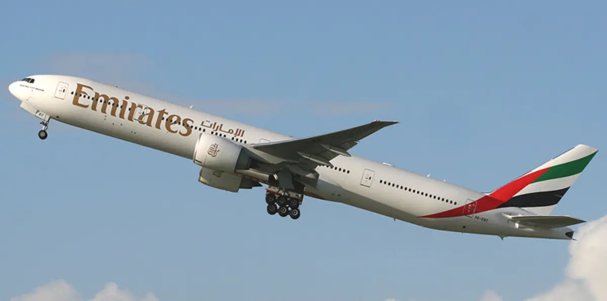 الطائرة الإماراتية المنكوبة بوينغ 777.. ‫حقائق وصور‬‎