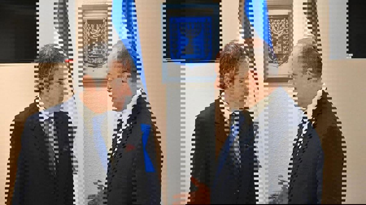 بينيت لغروسي: نفضل الدبلوماسية مع إيران ونحتفظ بحق الدفاع عن النفس