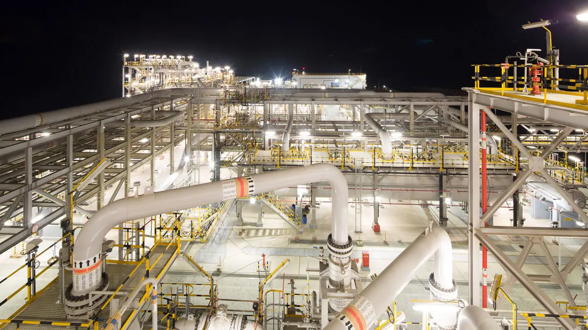 مصادر: مقدمو عطاءات لأنابيب غاز "أدنوك" في محادثات حول قرض بقيمة 8 مليارات دولار