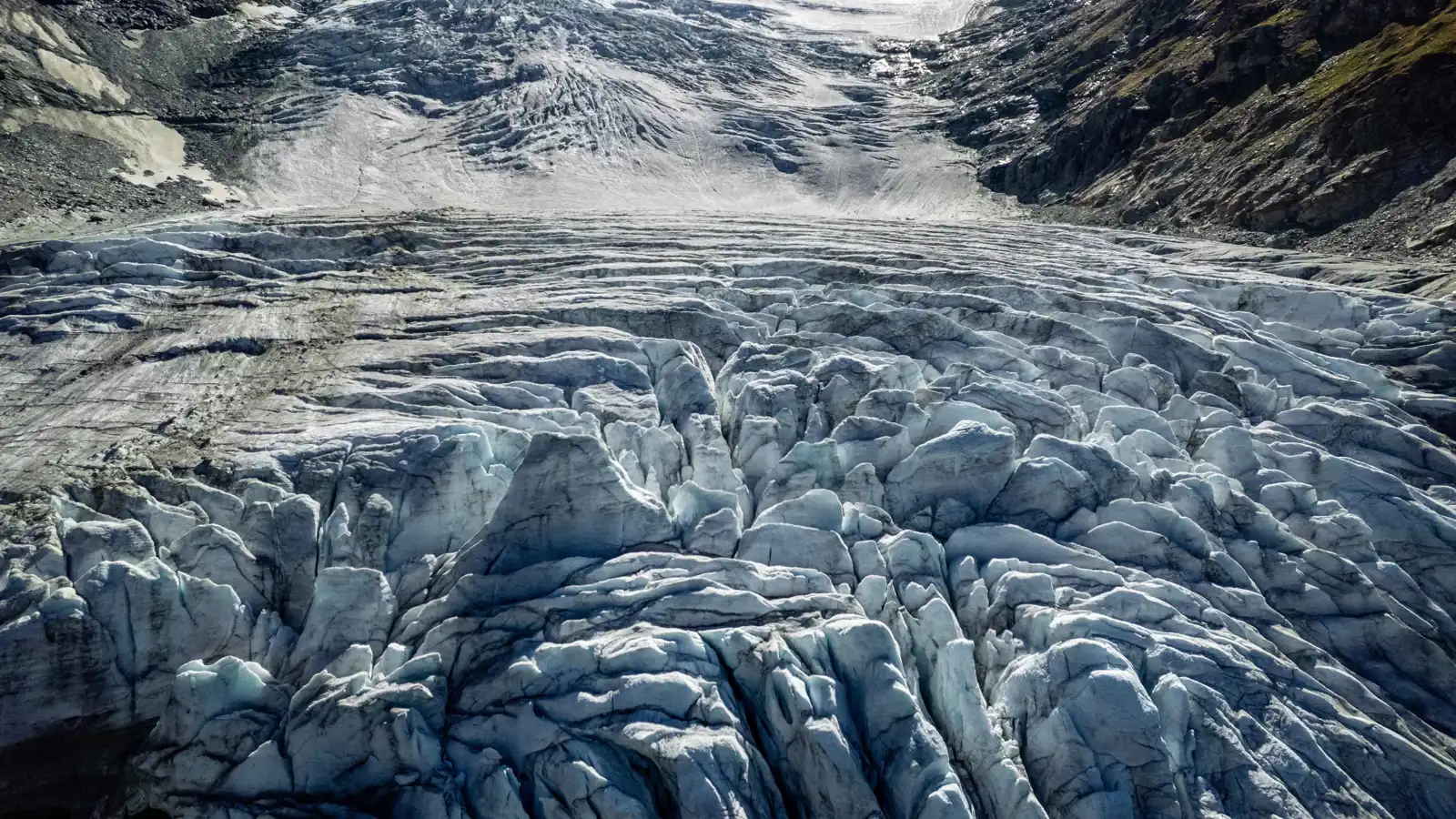 عشرات الآلاف من الأنهار الجليدية مهددة بالزوال.. ماذا ينتظر كوكب الأرض؟